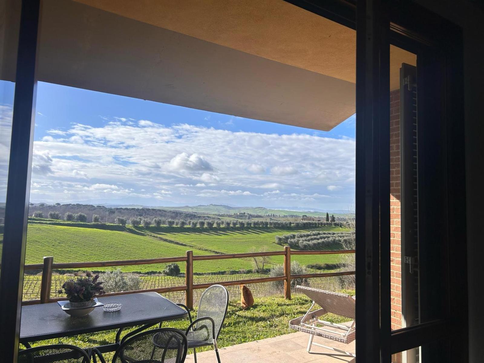 לינה וארוחת בוקר קסטלנואובו ברארדנגה Casa Paola Nel Chianti מראה חיצוני תמונה