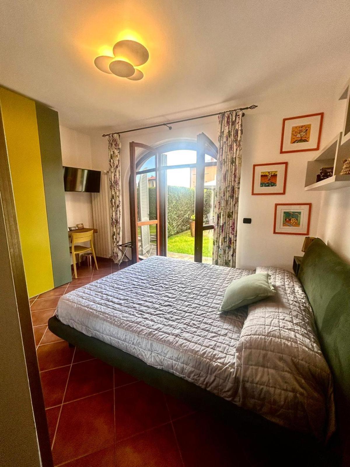 לינה וארוחת בוקר קסטלנואובו ברארדנגה Casa Paola Nel Chianti חדר תמונה